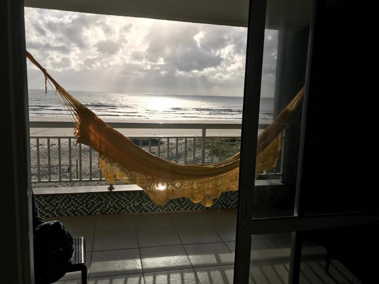 Apartamento Vista Total Do Mar Uma Cobertura A 400M Do Beach Park No Porto Das Dunas Aquiraz Condominio Terramaris Piscina Ampla Parque Infantil Sauna Estacionamento Privado Екстер'єр фото
